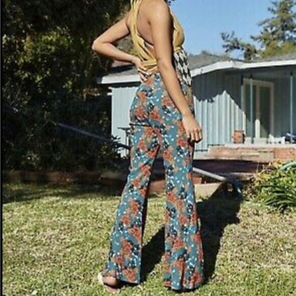 NWT Free People Can't Take My Eyes Off You Floral Pants - Picture 9 of 10